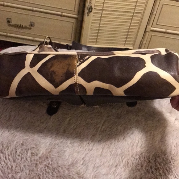 Dooney and Bourke giraffe print bag - Picture 4 of 9